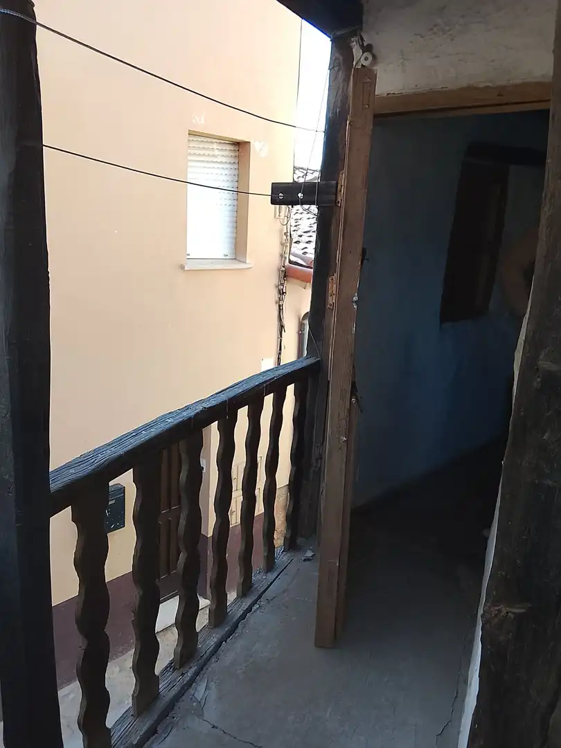 Balcony of Houses for sale in Madrigal de la Vera