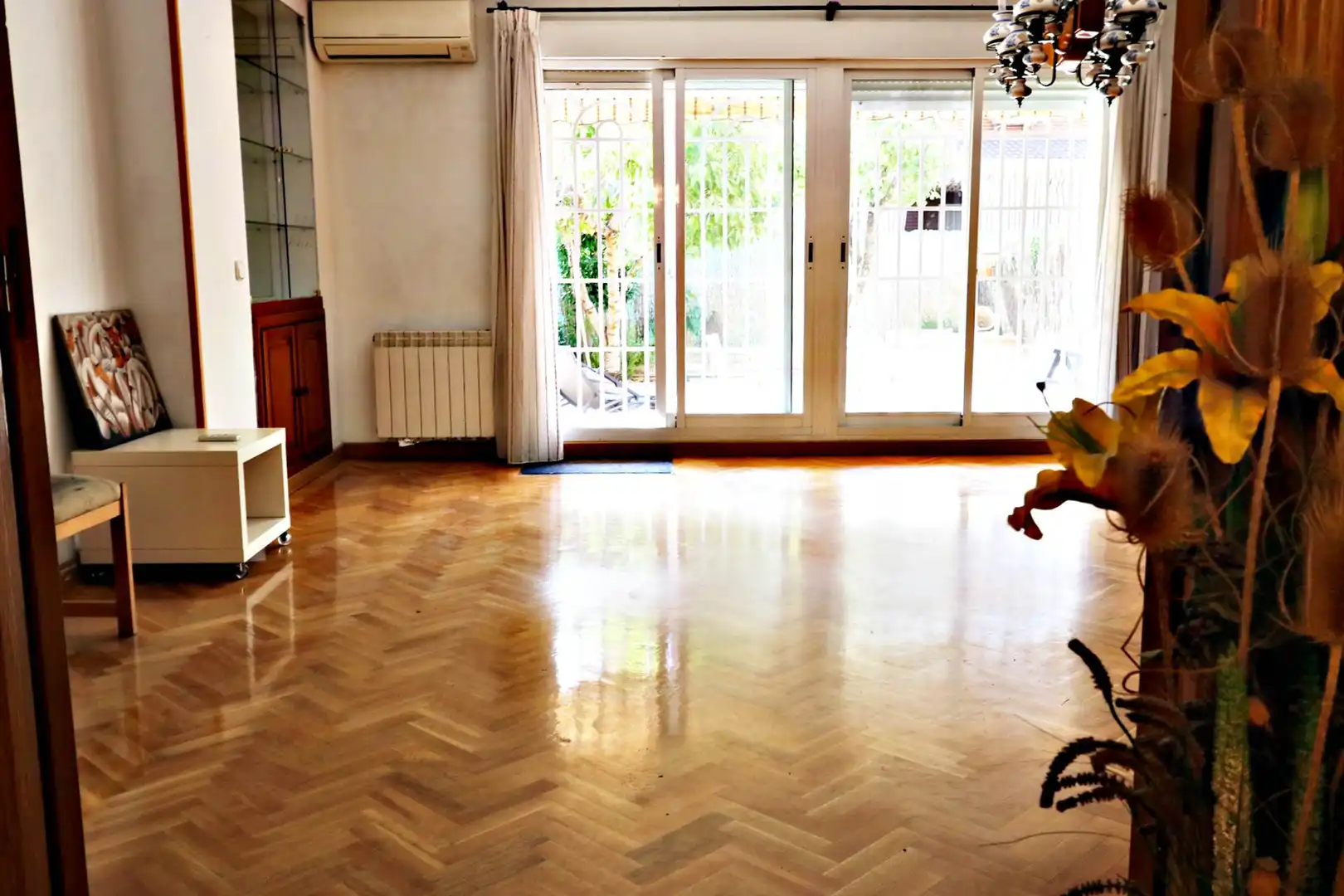 Sala de estar de Casa o chalet en venta en Getafe con Aire acondicionado, Calefacción y Jardín privado