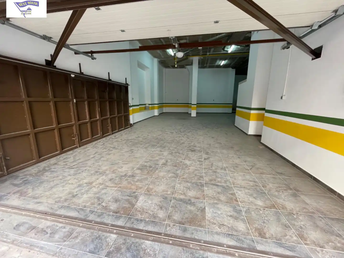 Local comercial en venda a Centro, imagen 2