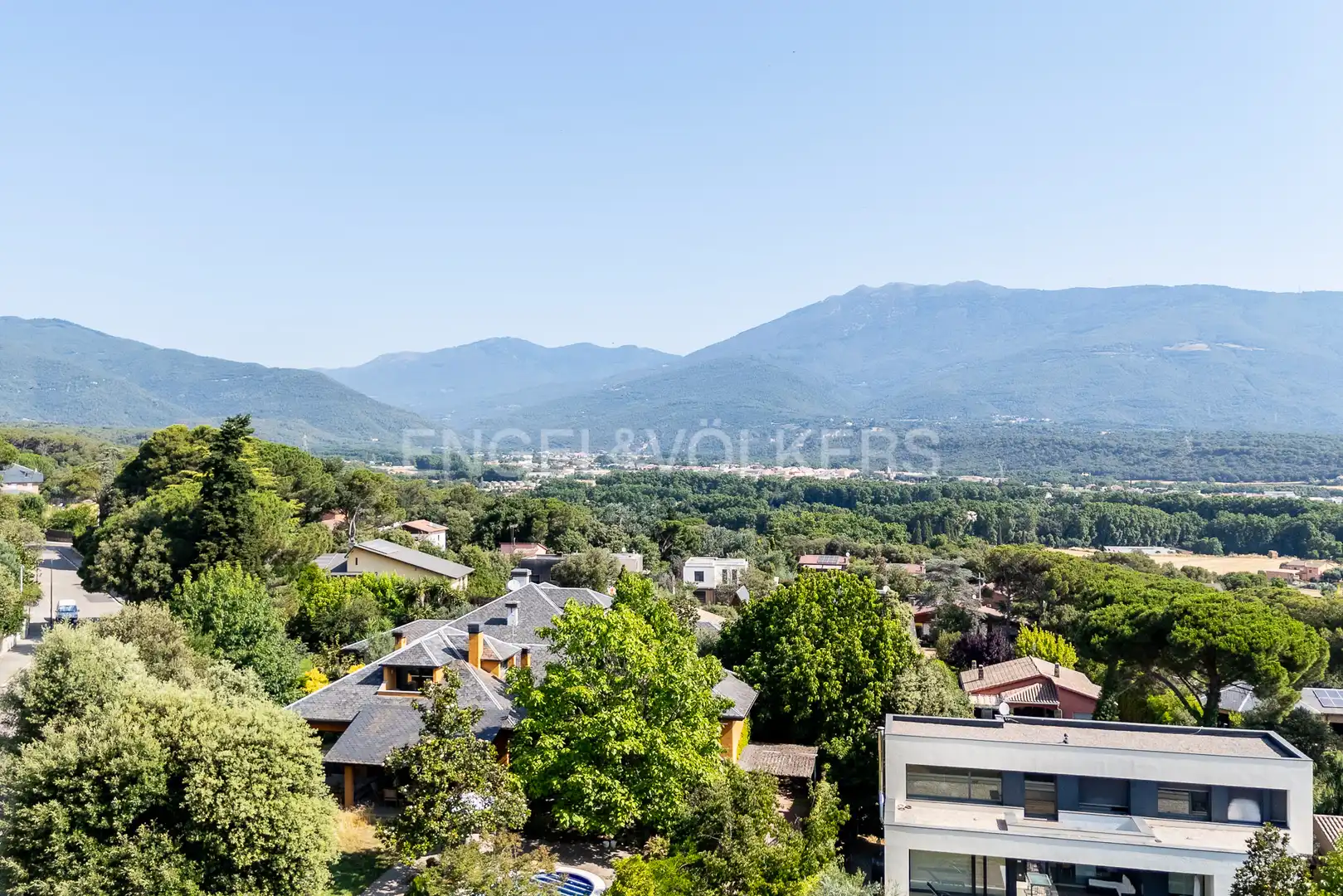 Vista exterior de Casa o xalet en venda en Santa Maria de Palautordera amb Aire condicionat, Calefacció i Jardí privat