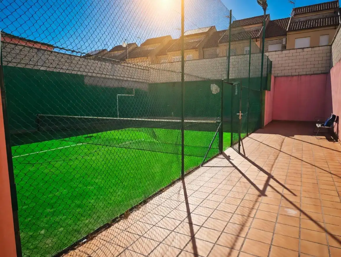 Jardín de Piso en venta en Plasencia con Aire acondicionado, Terraza y Amueblado