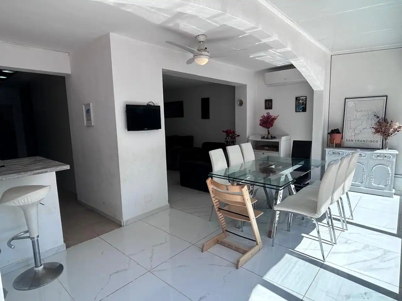 Comedor de Casa adosada en venta en Castelldefels con Aire acondicionado, Trastero y Piscina