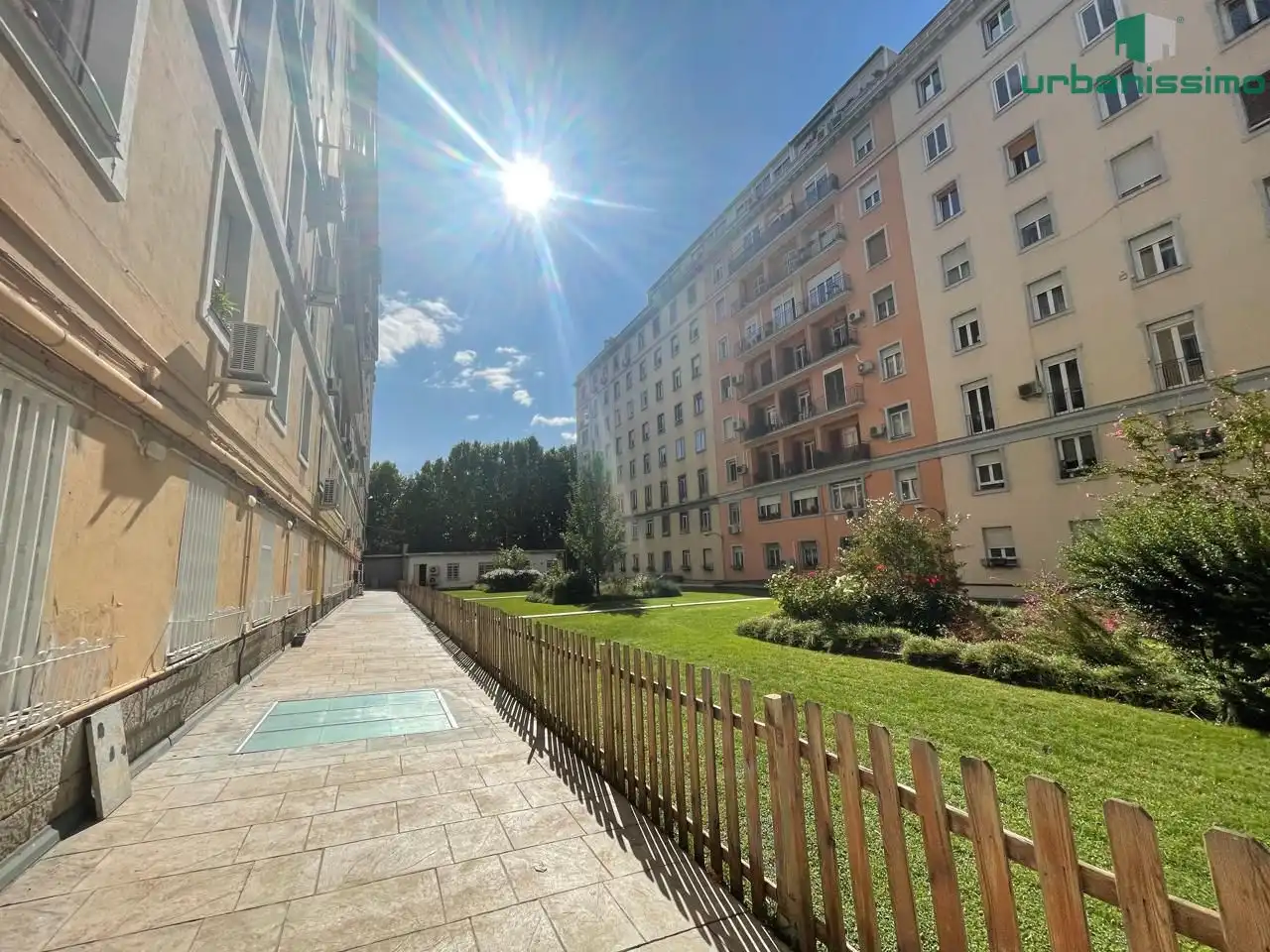 Vista exterior de Apartament de lloguer en Madrid amb Aire condicionat, Calefacció i Moblat