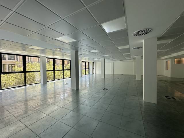 Oficina en Alquiler en N/A en Dreta de l'Eixample