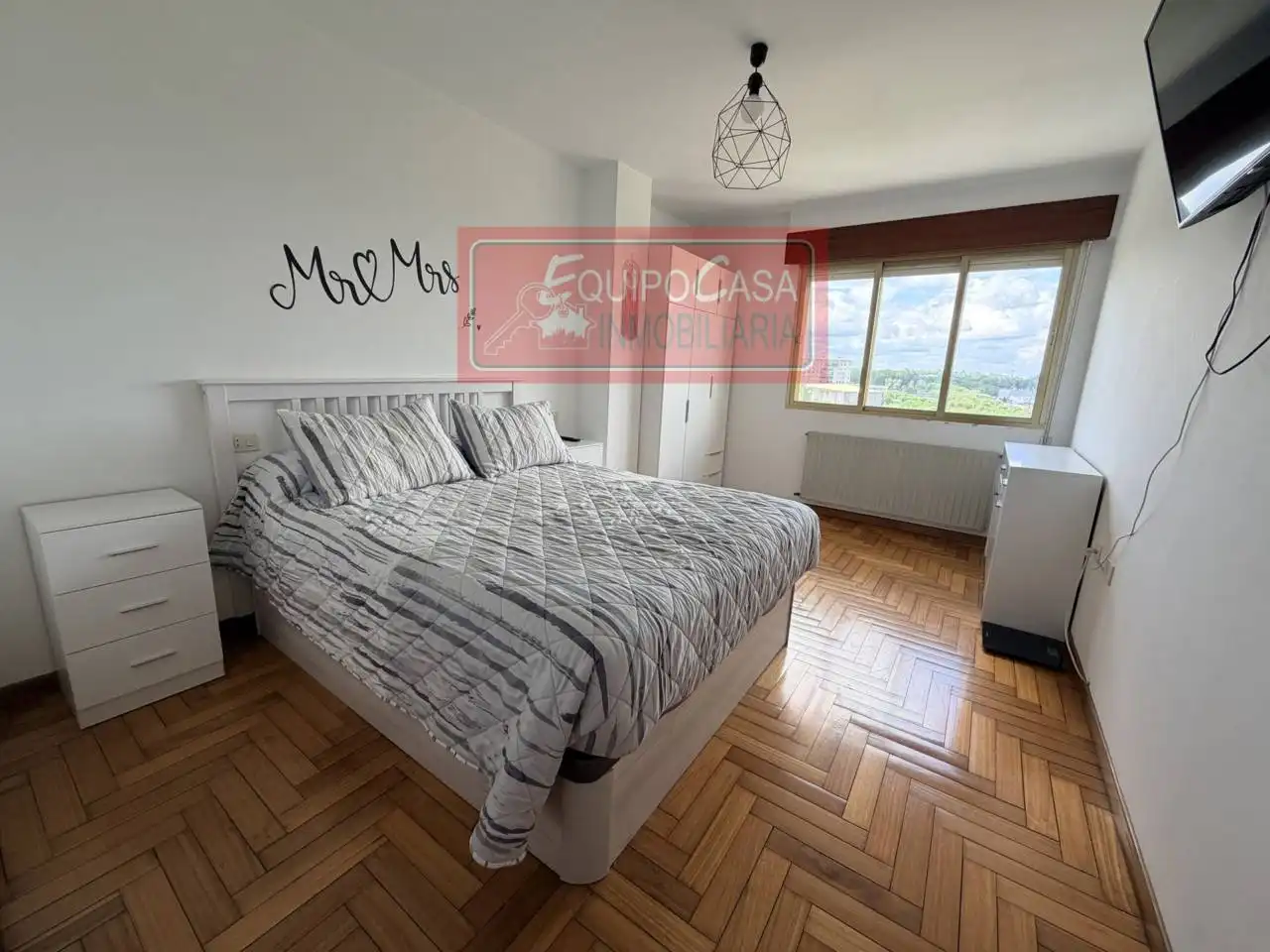 Schlafzimmer von Wohnung zur Miete in Lugo mit Heizung, Parkett und Möbliert