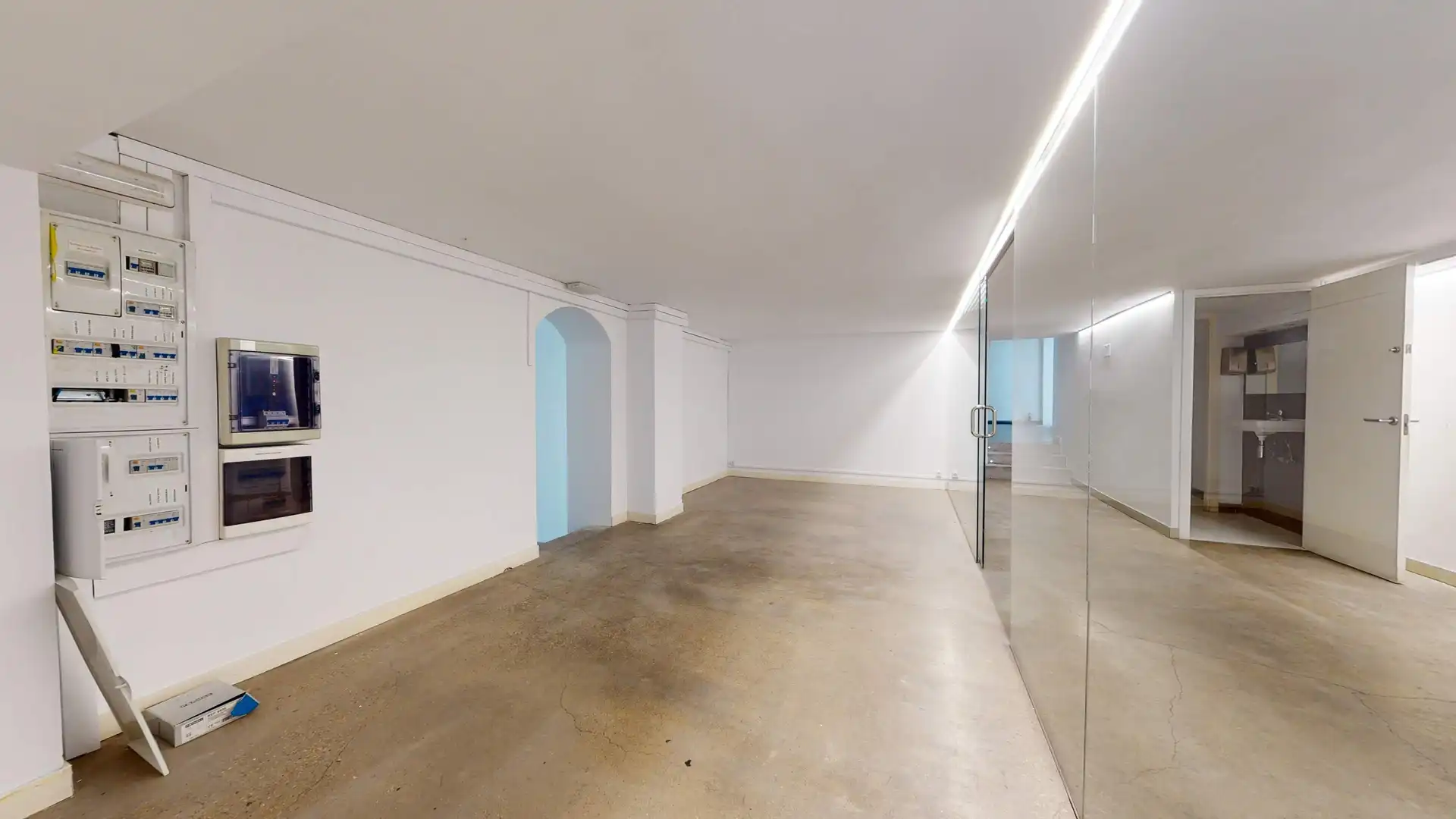 Local comercial en venda a Calle hermanos argensola 2, imagen 8