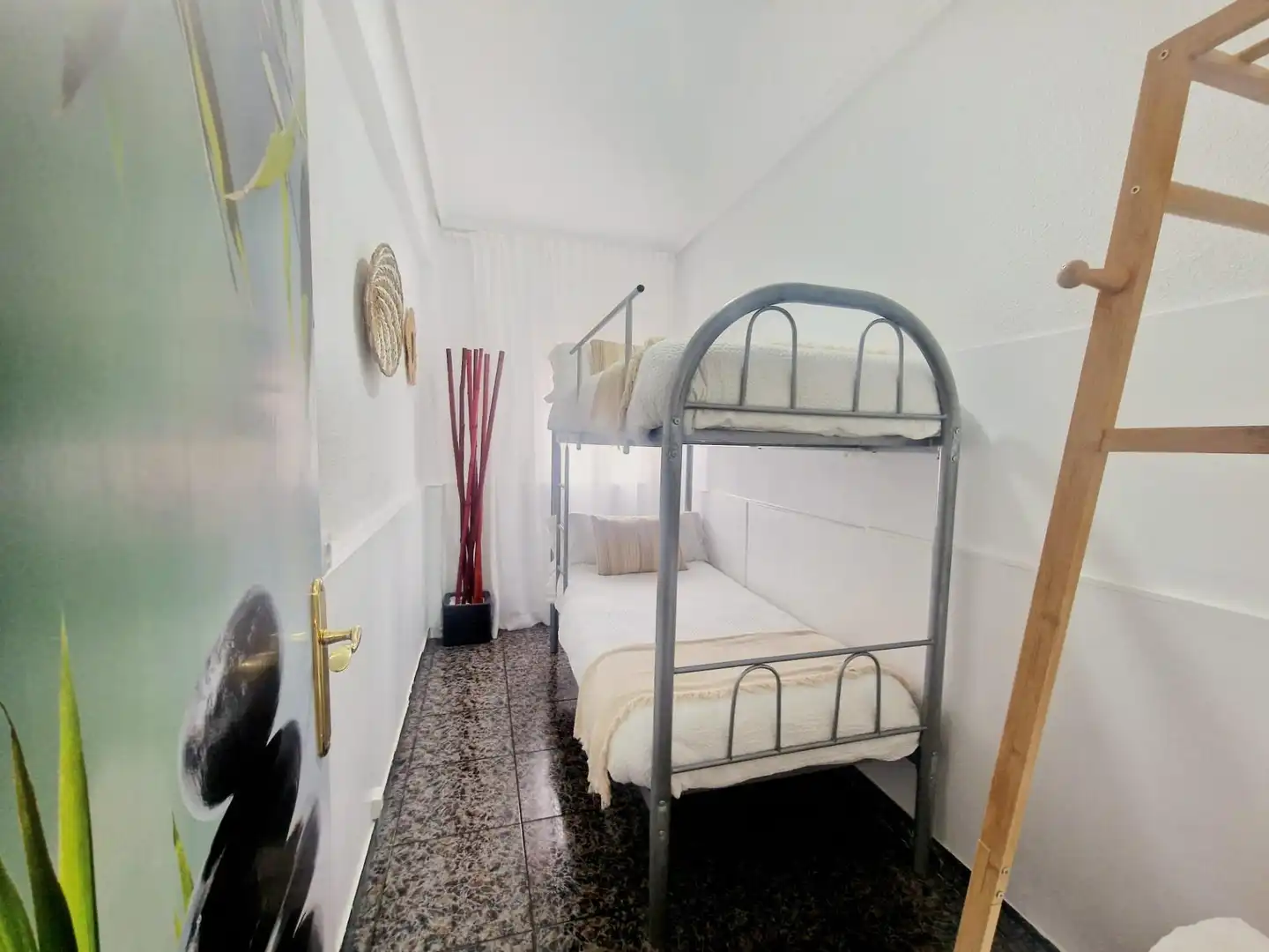 Habitación de Apartamento en venta en Águilas con Aire acondicionado, Calefacción y Amueblado