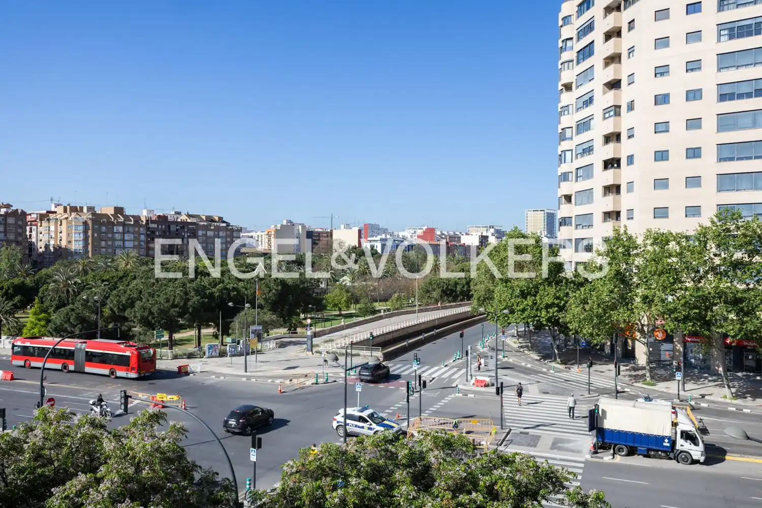 Vista exterior de Piso en venta en Valencia con Aire acondicionado, Calefacción y Balcón
