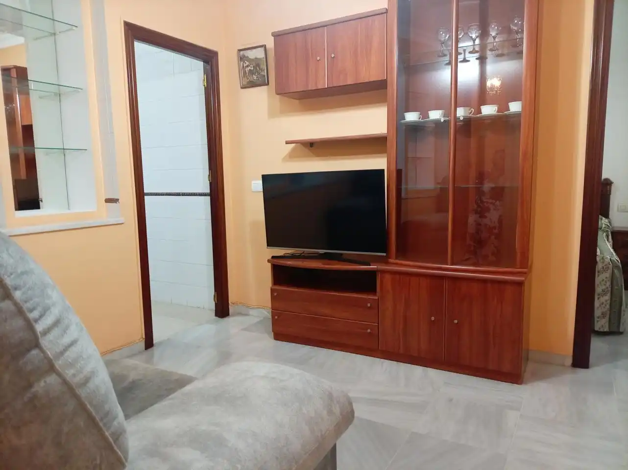Sala d'estar de Apartament de lloguer en Alcalá de Guadaira amb Aire condicionat i Moblat