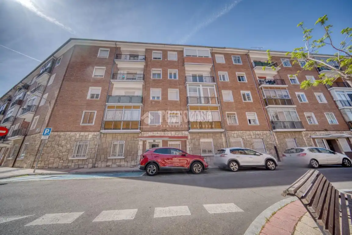 Vista exterior de Pis en venda en Valladolid amb Aire condicionat i Calefacció