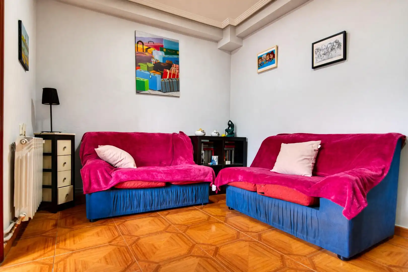 Wohnzimmer von Wohnung zum Verkauf in Aller, Asturias