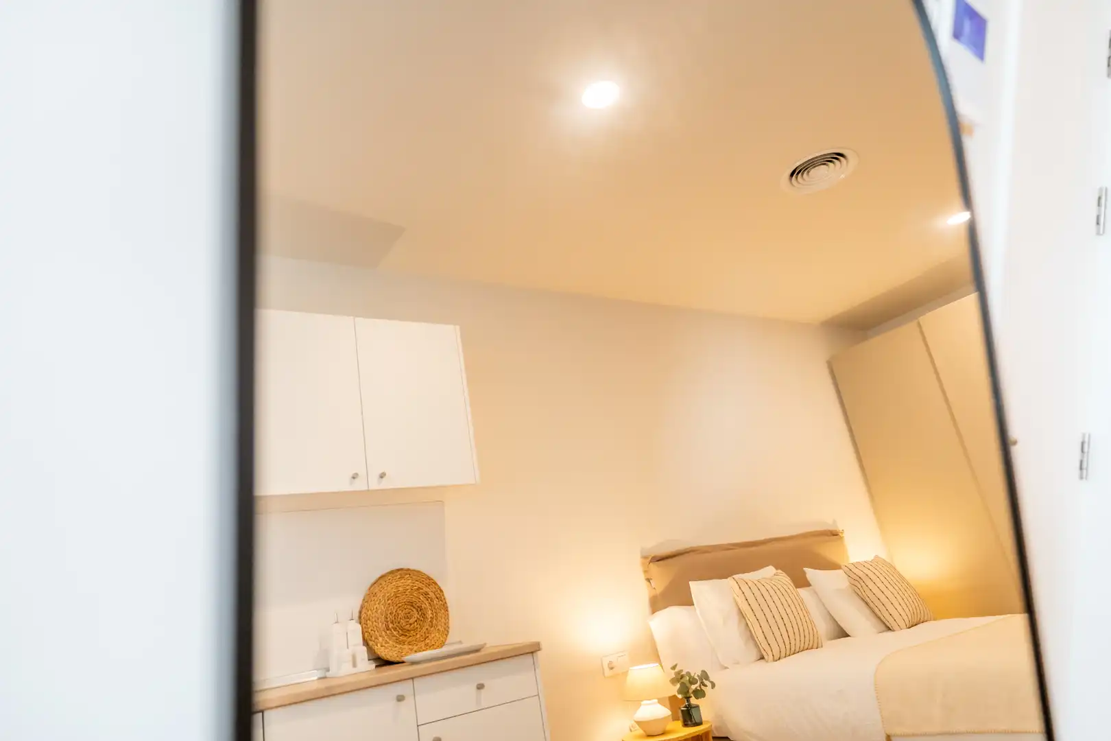 Habitación de Estudio de alquiler en Sevilla con Aire acondicionado, Calefacción y Amueblado