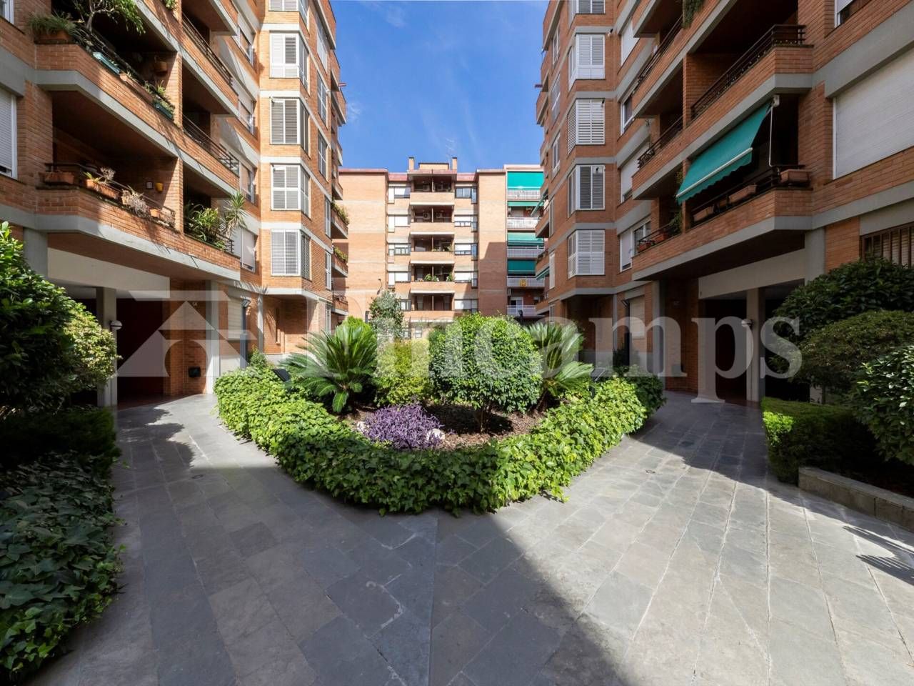 Vista exterior de Pis en venda en Sabadell amb Aire condicionat, Calefacció i Parquet