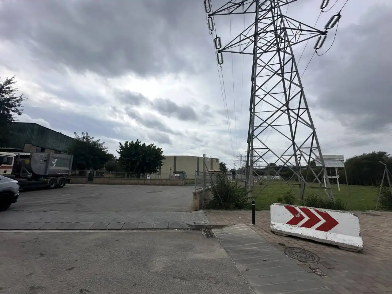 Nau industrial amb ascensor en venda a Calle Roquerols, imagen 5