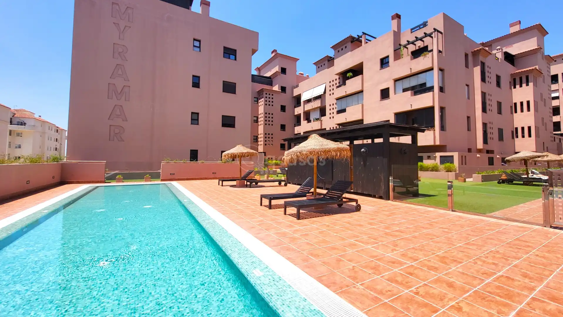 Swimming pool of Flat for sale in Benalmádena  with Air Conditioner, Terrace and Furnished
