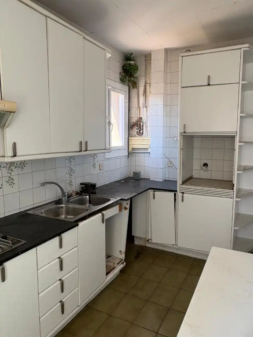 Cocina de Piso en venta en Barcelona con Trastero