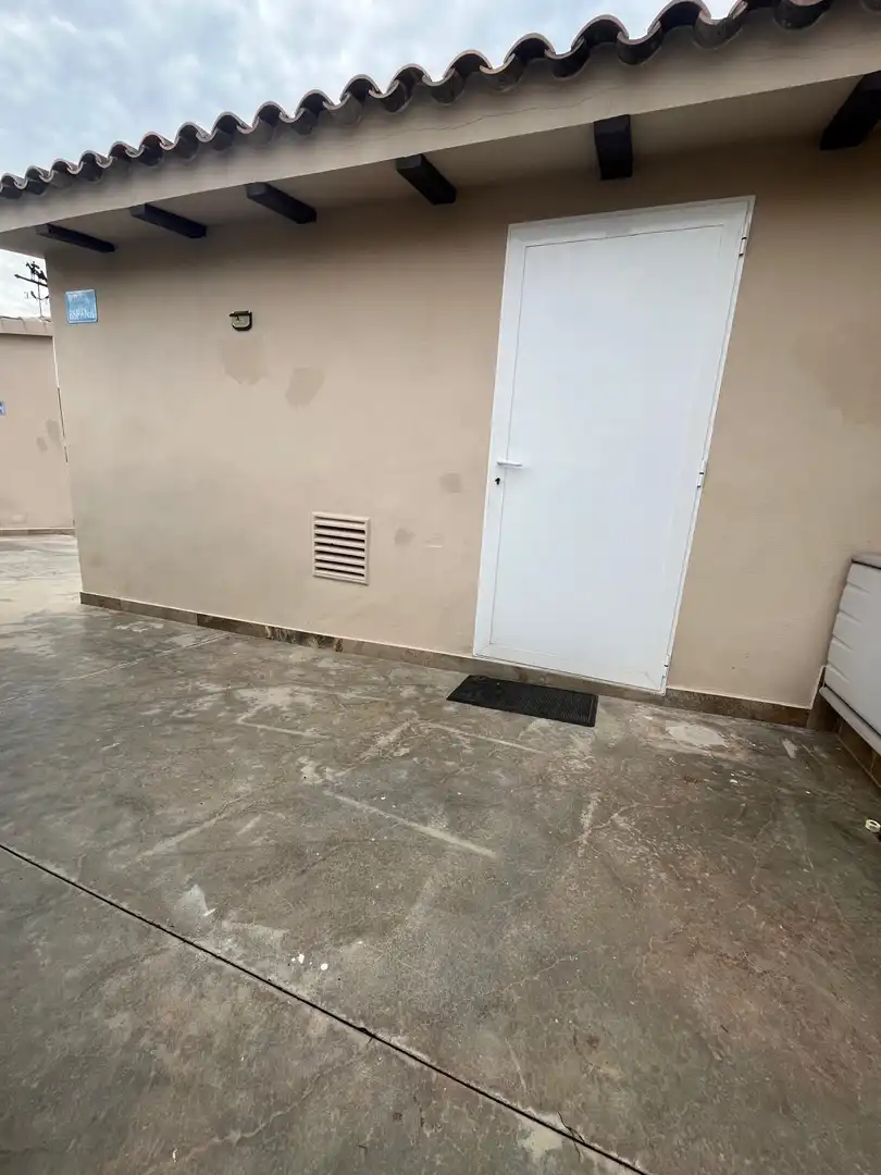 Haus oder Chalet zum Verkauf in Castellón de la Plana / Castelló de la Plana mit Klimaanlage, Schwimmbad und Möbliert