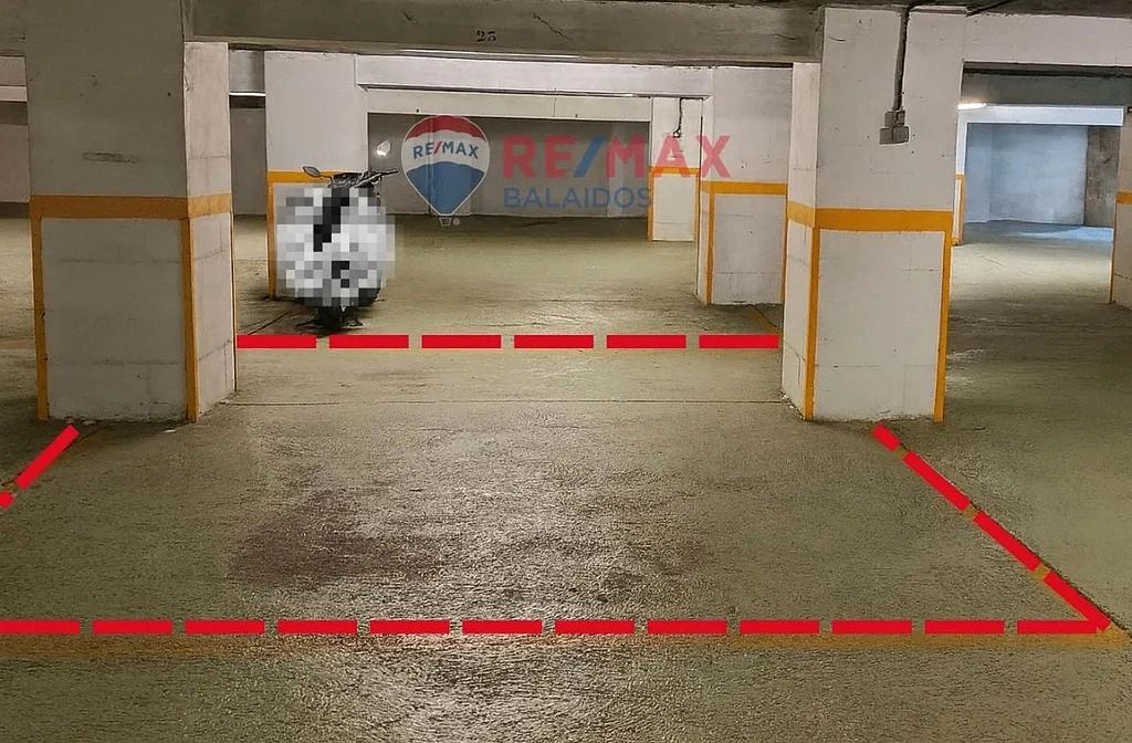 Parking of Flat for sale in Vigo   with Heating, Parquet flooring and Terrace