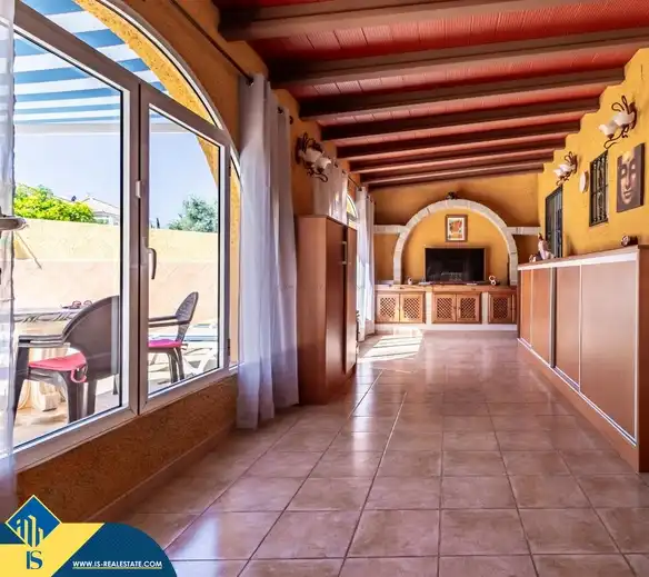 Casa o xalet en venda en Torrevieja amb Jardí privat, Terrassa i Moblat