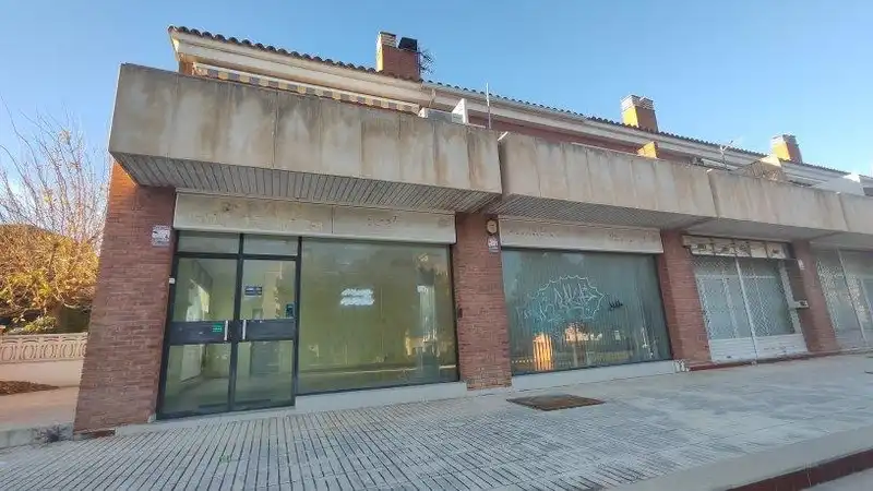 Commercial properties for sale in Mont-roig del Camp