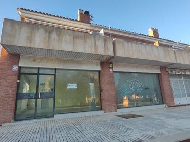 Business premises for sale in Av de Barcelona