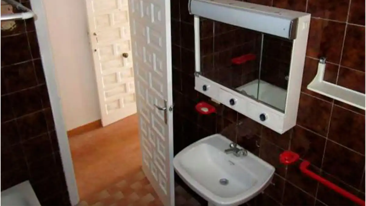 Piso en venta en MONTURQUE, 77, Moriles