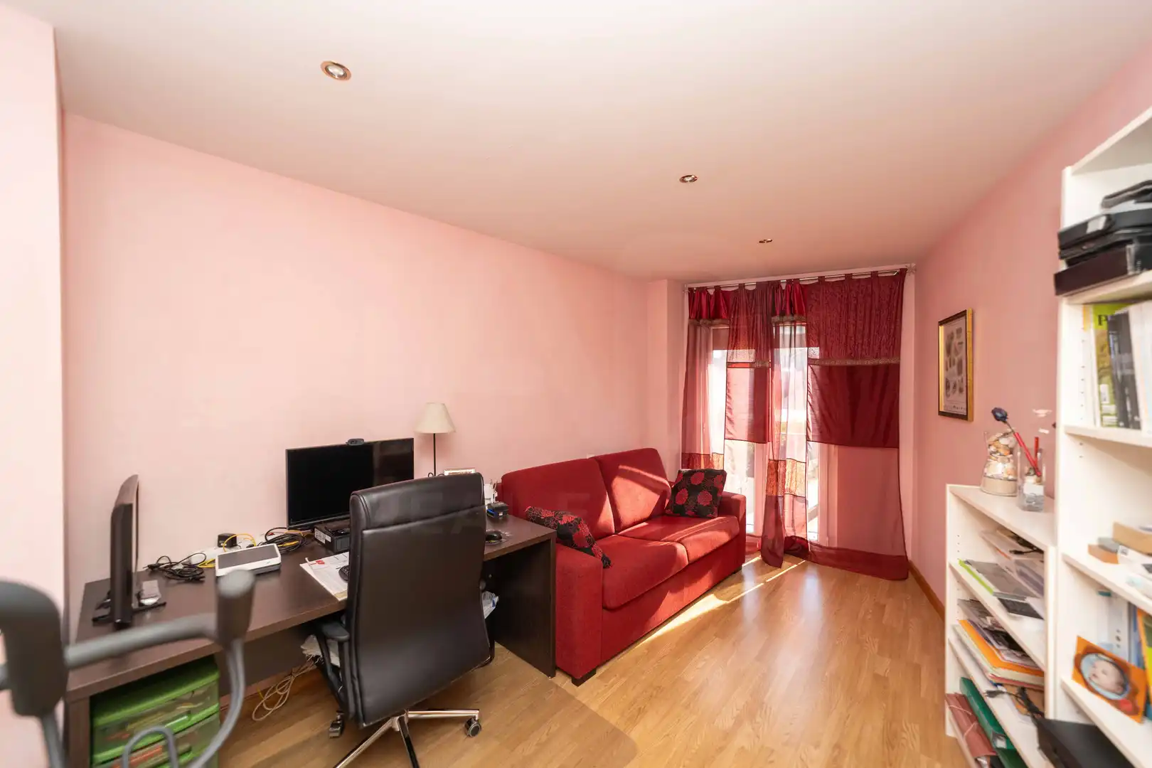 Sala de estar de Casa o chalet en venta en León Capital  con Calefacción y Terraza