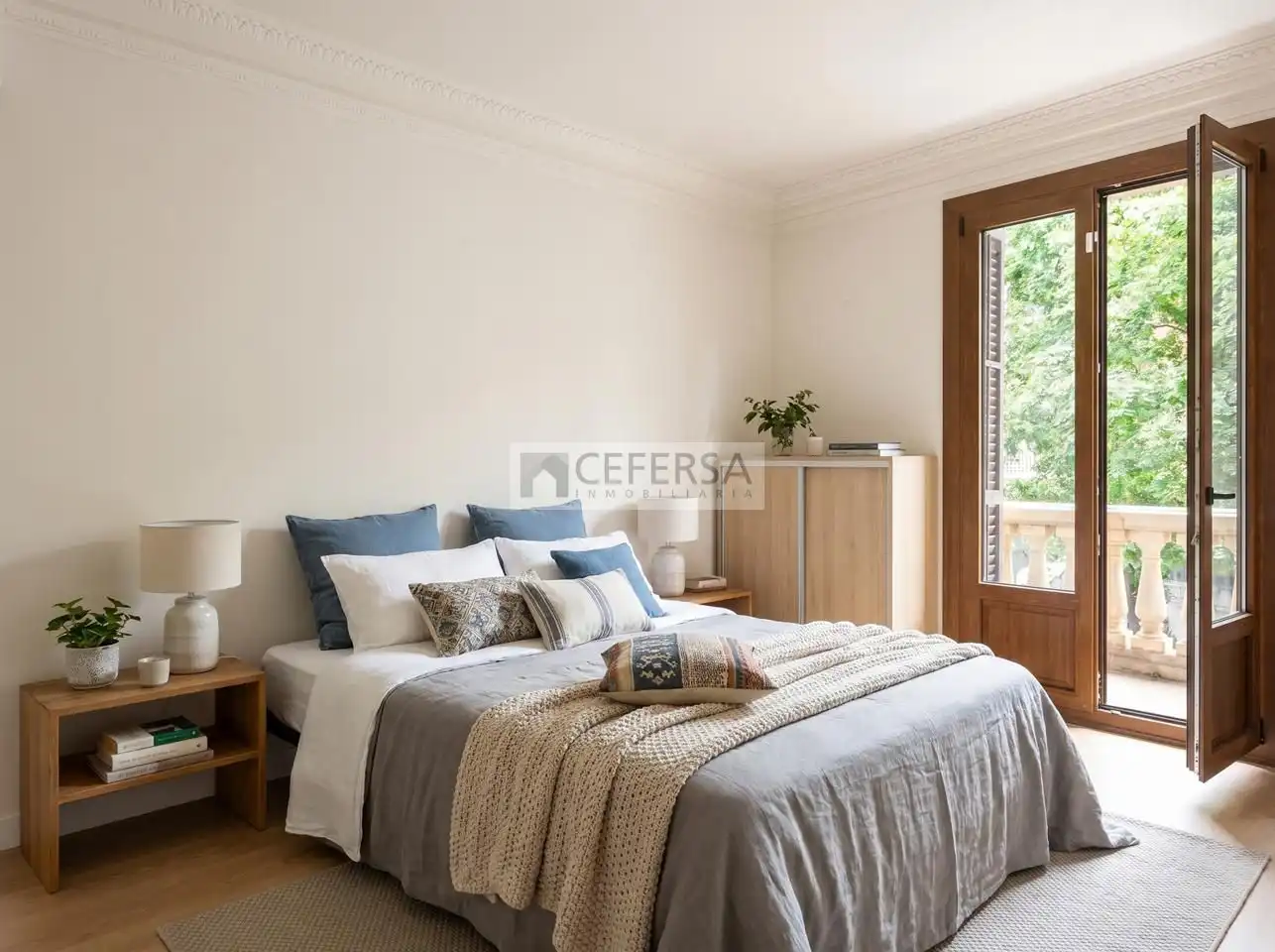 Bedroom of Flat for sale in Barcelona  with Air Conditioner, Heating and Parquet flooring