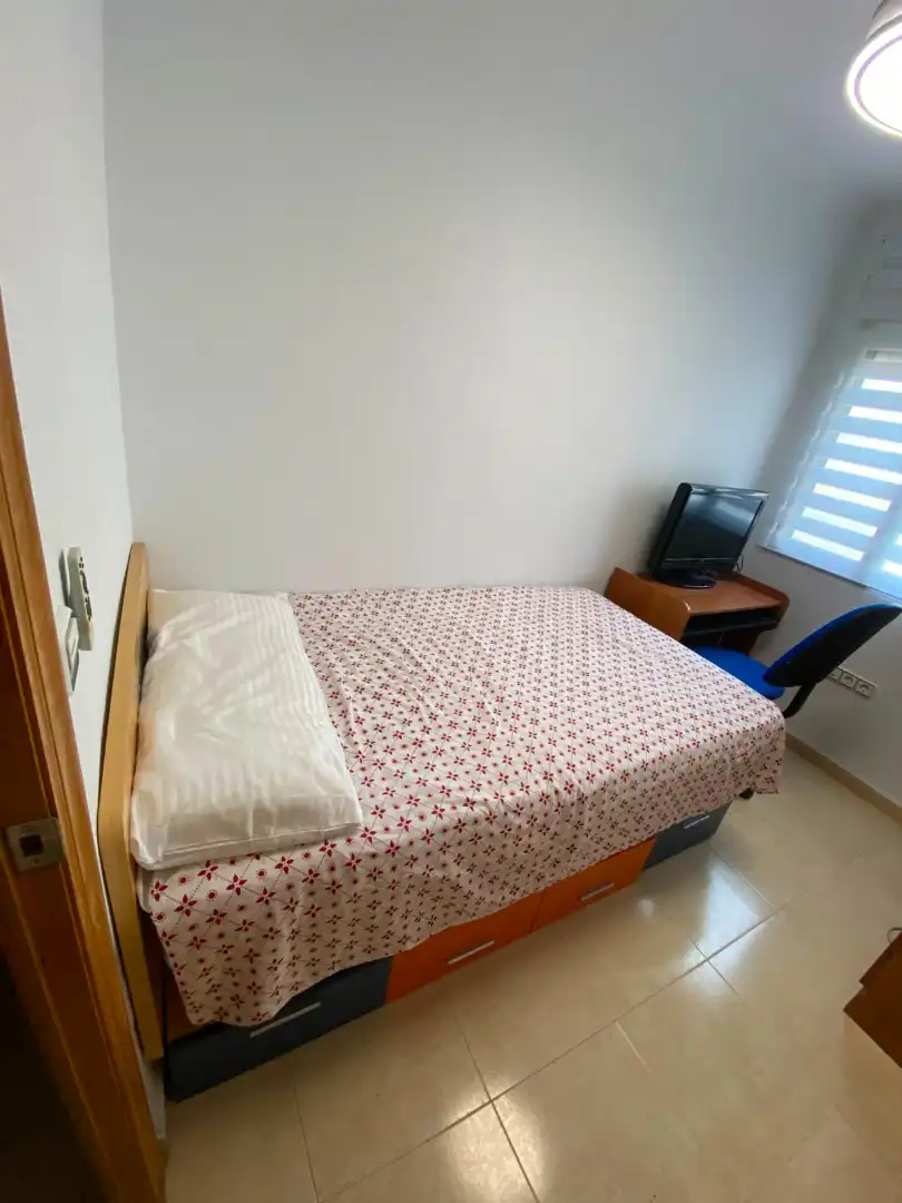 Flat for rent in Calle Mar Báltico, Los Barreros - Cuatro Santos