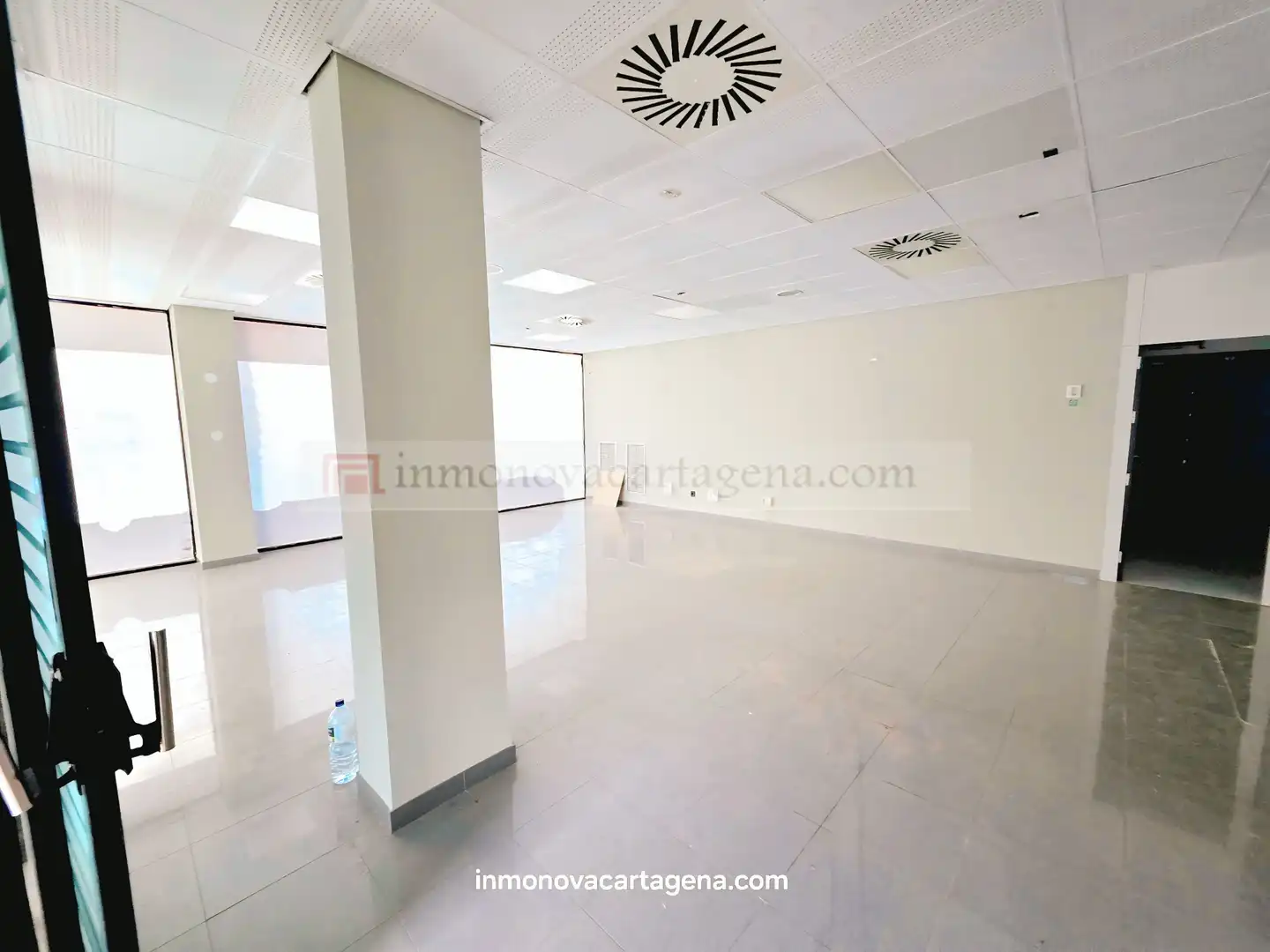 Local comercial de lloguer a Cartagena ciudad, imagen 3