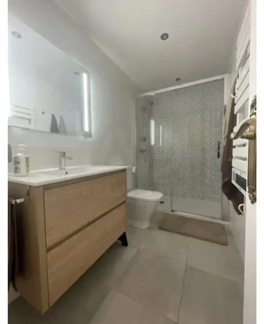 Baño de Piso en venta en Ferrol con Calefacción y Terraza