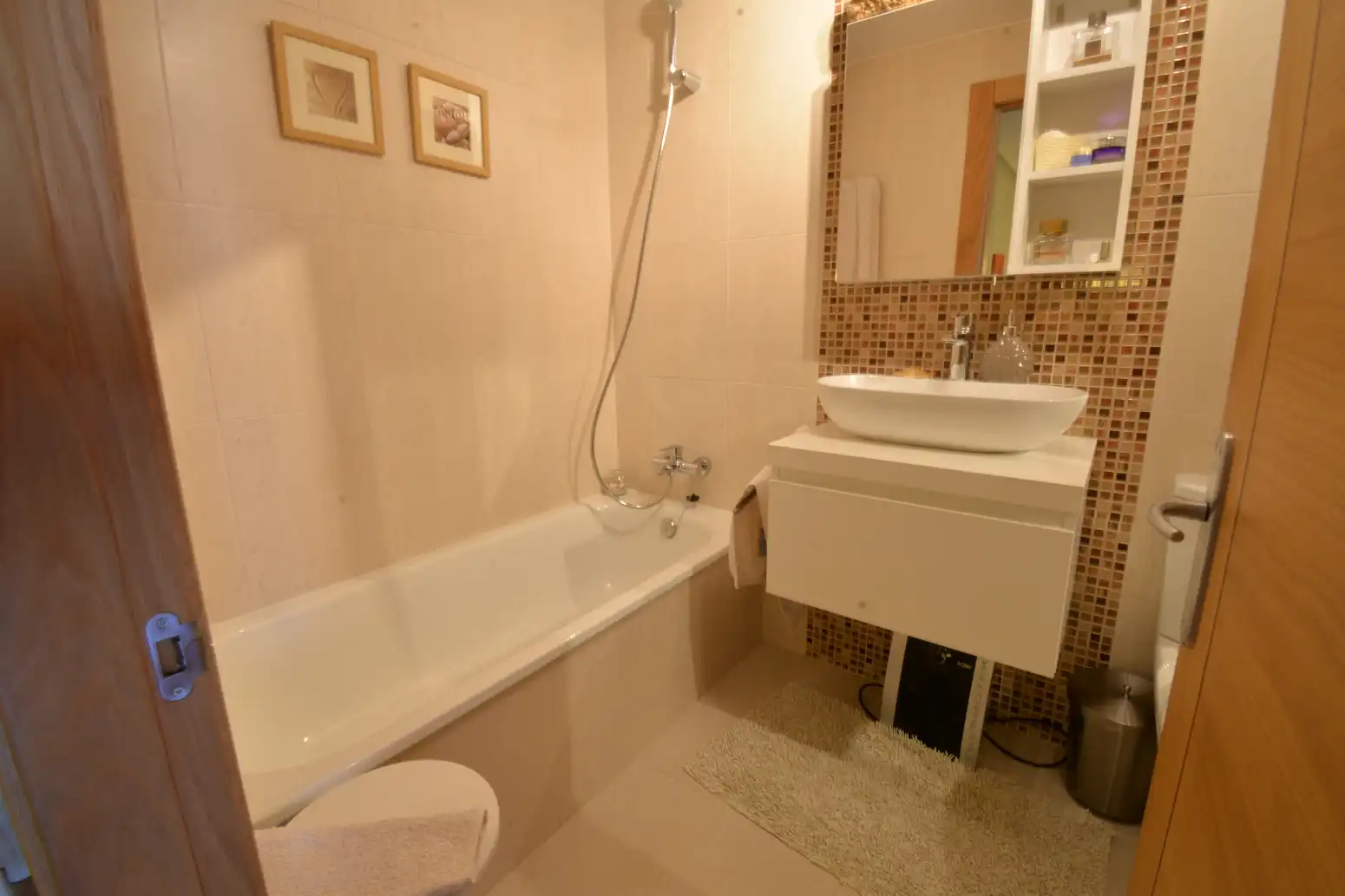 Baño de Casa adosada en venta en Morcín con Calefacción, Jardín privado y Terraza
