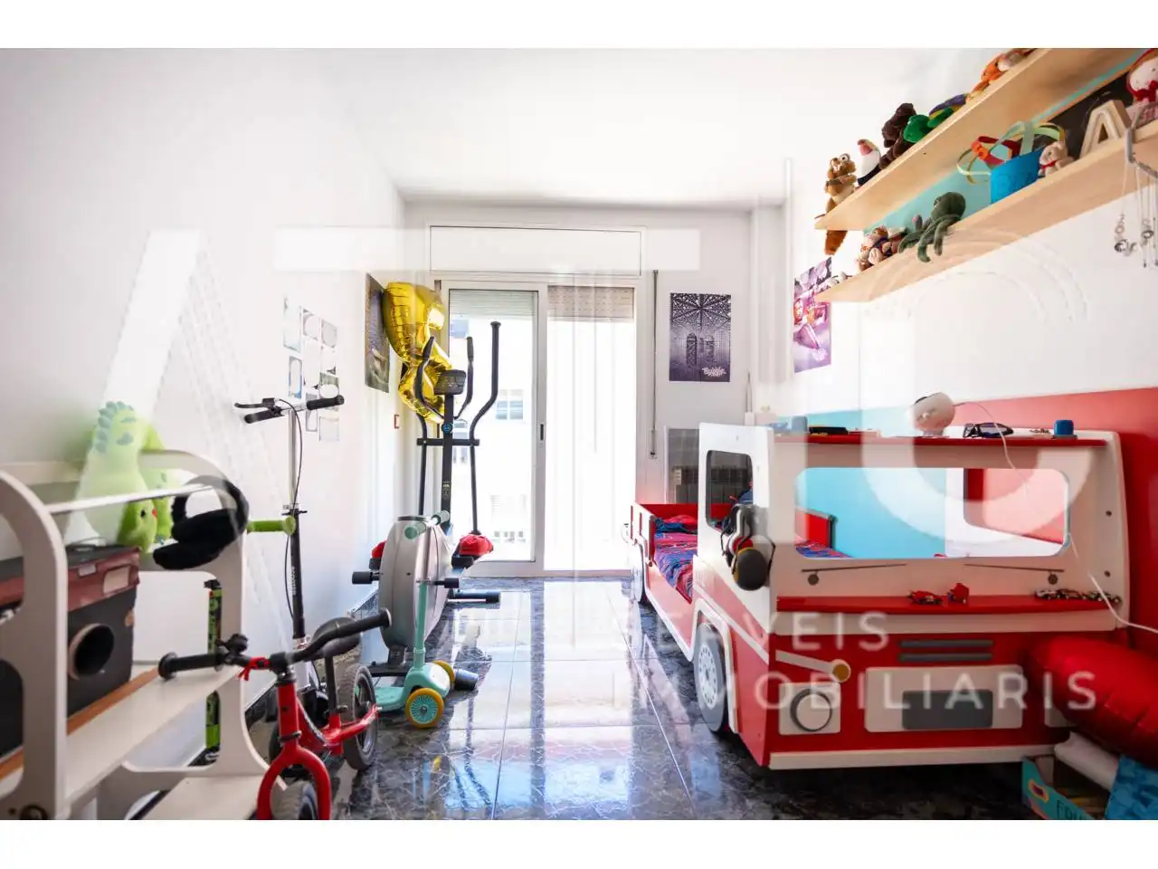 Sala de estar de Ático en venta en Polinyà con Aire acondicionado, Calefacción y Terraza