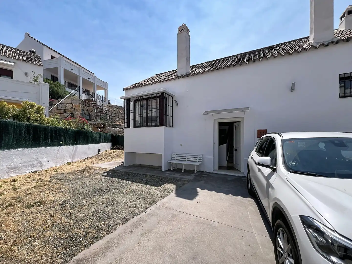 Vista exterior de Casa o xalet en venda en Casares amb Aire condicionat, Jardí privat i Terrassa