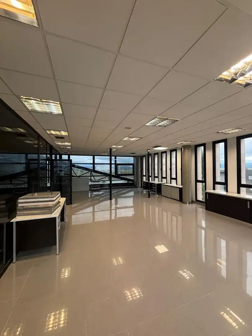 Büro zum Verkauf in Vitoria - Gasteiz mit Heizung