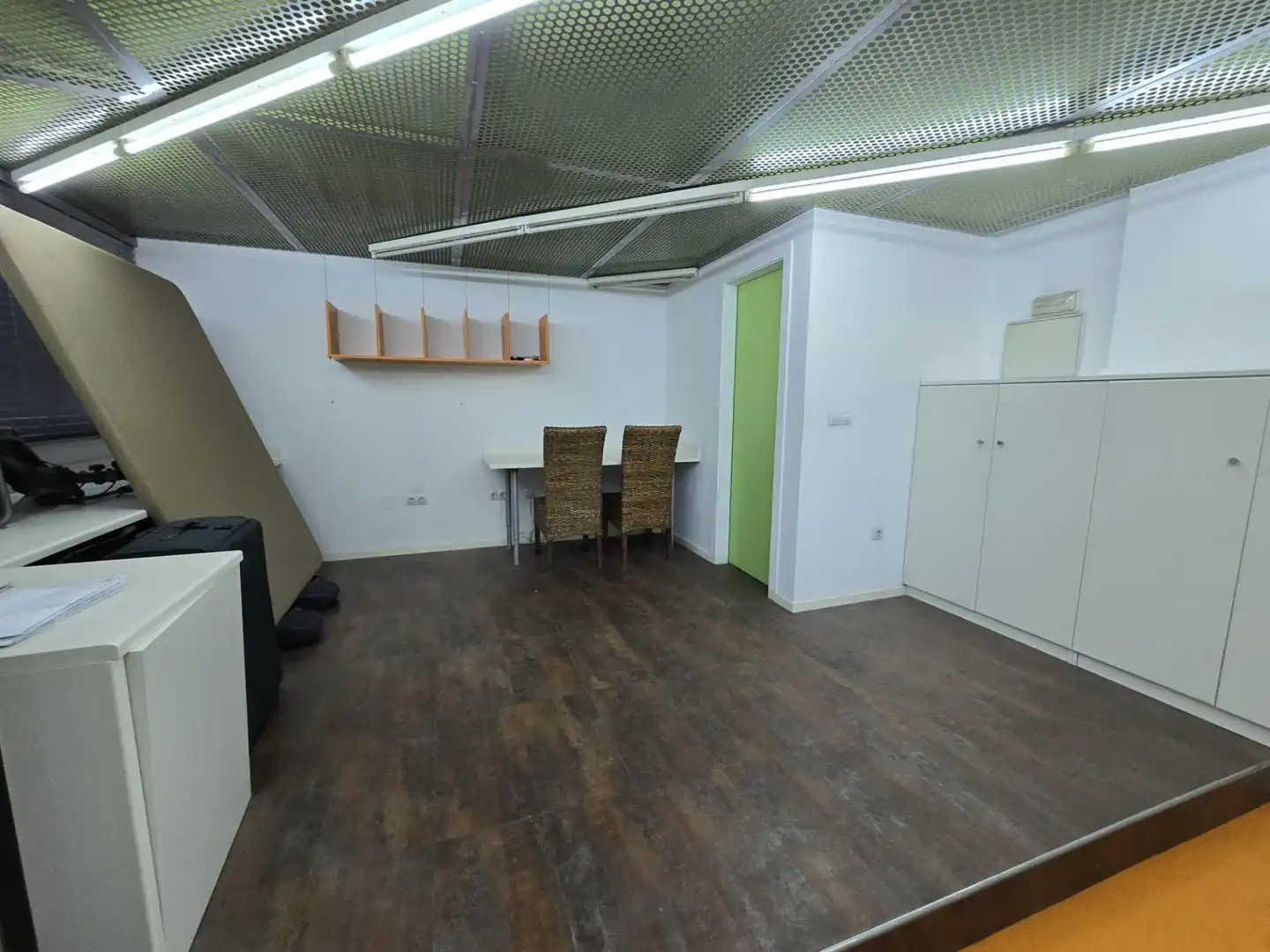 Geschaftsraum zur Miete in Casco Urbano