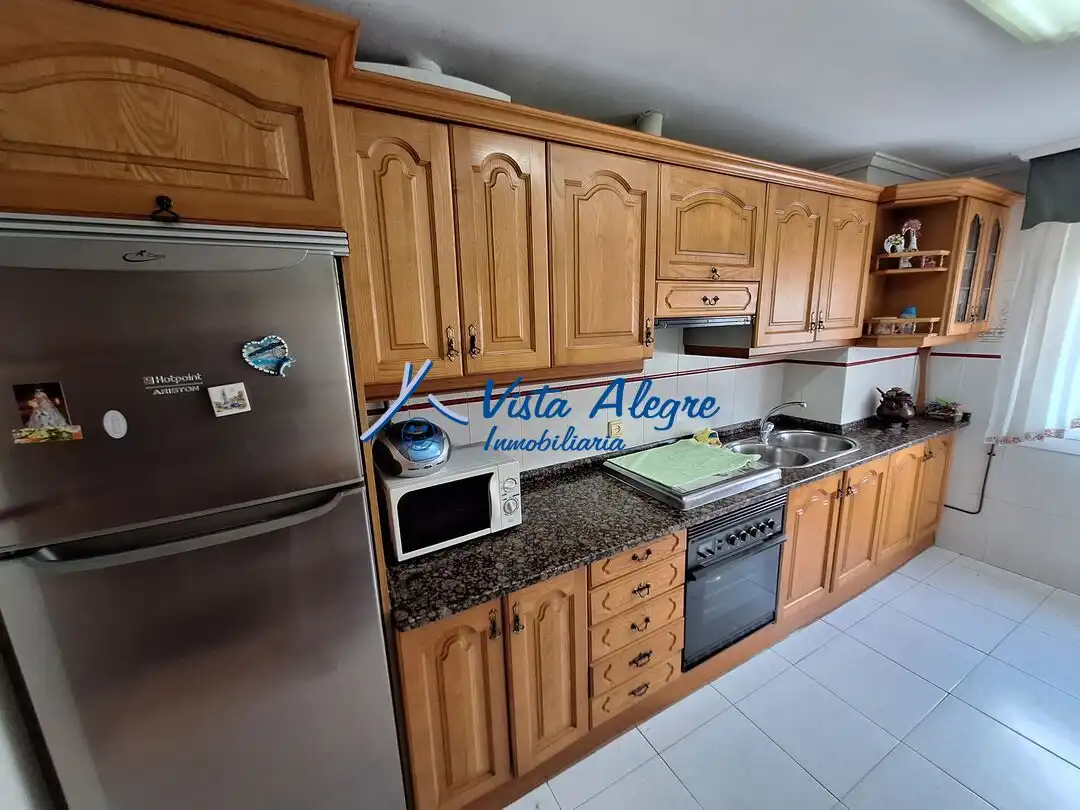 Cocina de Piso en venta en Haro con Calefacción, Terraza y Trastero