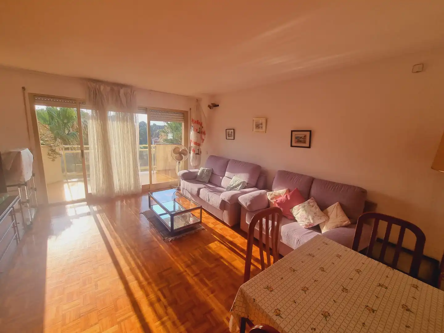 Living room of Flat for sale in Salou  with Air Conditioner, Heating and Parquet flooring