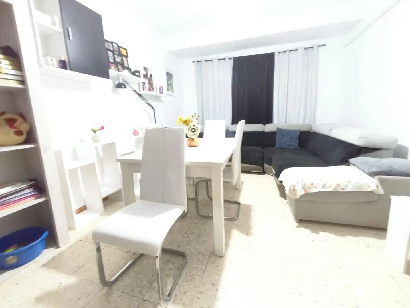 Sala d'estar de Pis en venda en Badajoz amb Aire condicionat