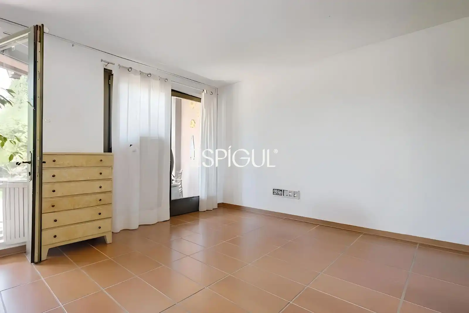 Habitación de Casa adosada en venta en Albons con Aire acondicionado, Calefacción y Jardín privado