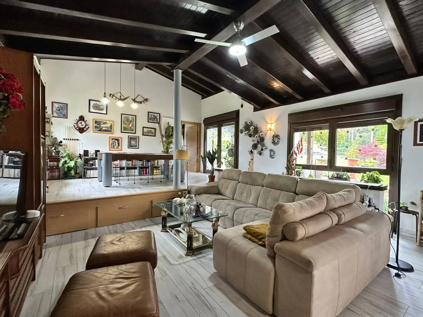Sala de estar de Casa o chalet en venta en Llanes con Calefacción, Jardín privado y Terraza