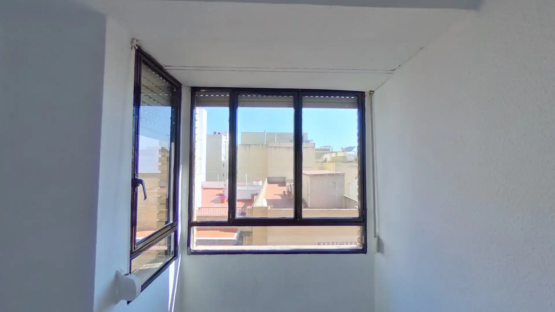 Balcony of Flat for sale in Paterna