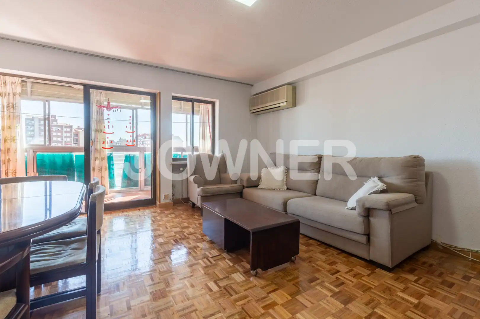Living room of Flat for rent in Madrid  with Air Conditioner, Heating and Terrace