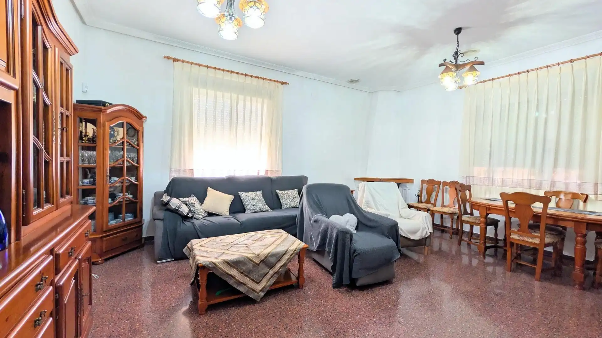 Sala d'estar de Casa o xalet en venda en Elche / Elx amb Aire condicionat, Calefacció i Jardí privat