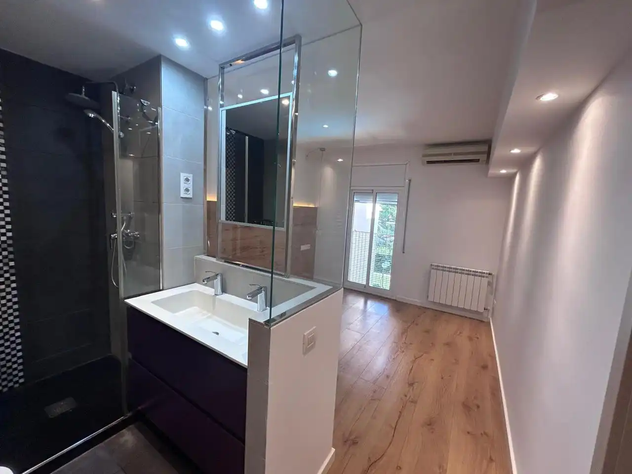 Bathroom of Attic for sale in Castelldefels  with Air Conditioner, Heating and Terrace