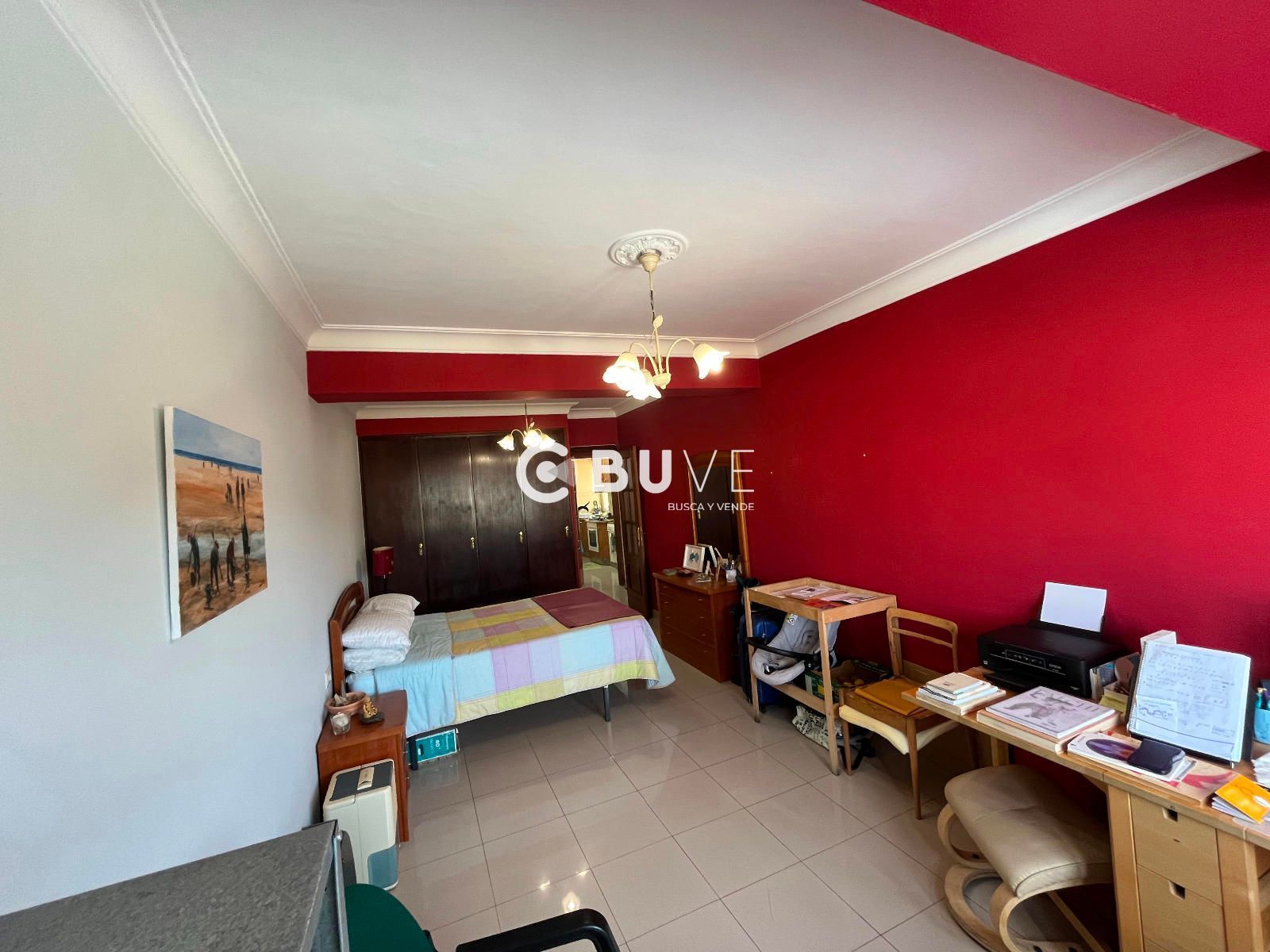 Dormitori de Pis en venda en A Coruña Capital  amb Calefacció i Moblat