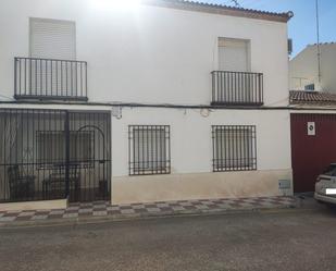 Vista exterior de Casa o xalet en venda en Santaella amb Terrassa