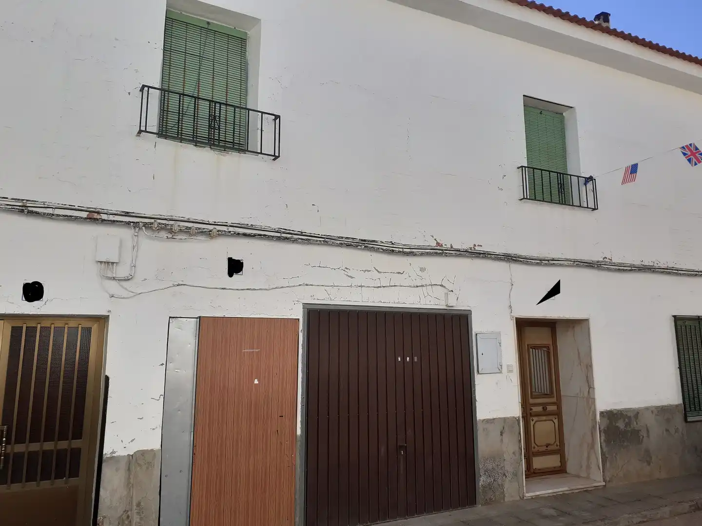 Exterior view of Houses for sale in Valenzuela de Calatrava  with Air Conditioner, Heating and Storage room