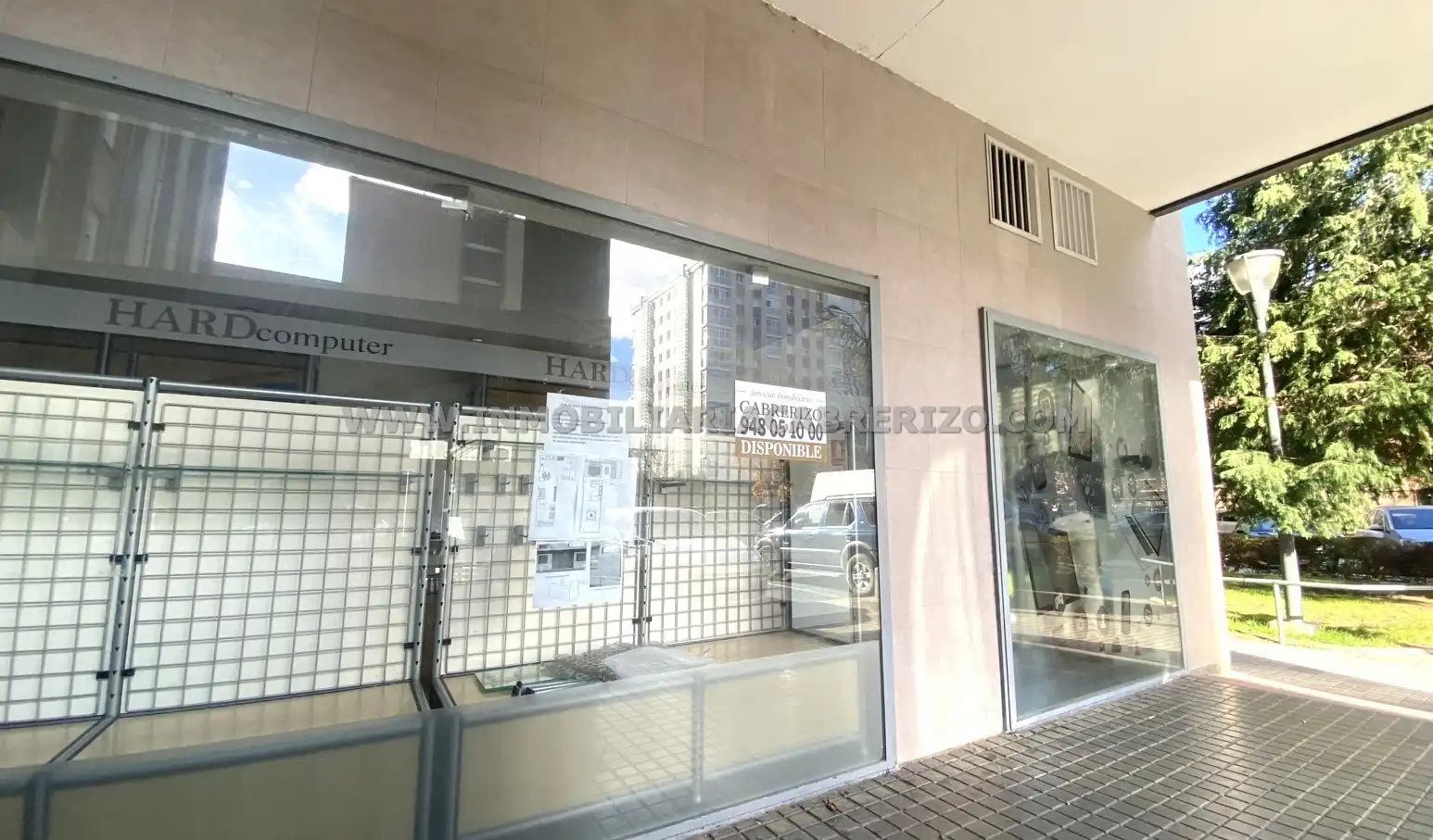 Local en venta en Calle de San Esteban, Barañáin / Barañain