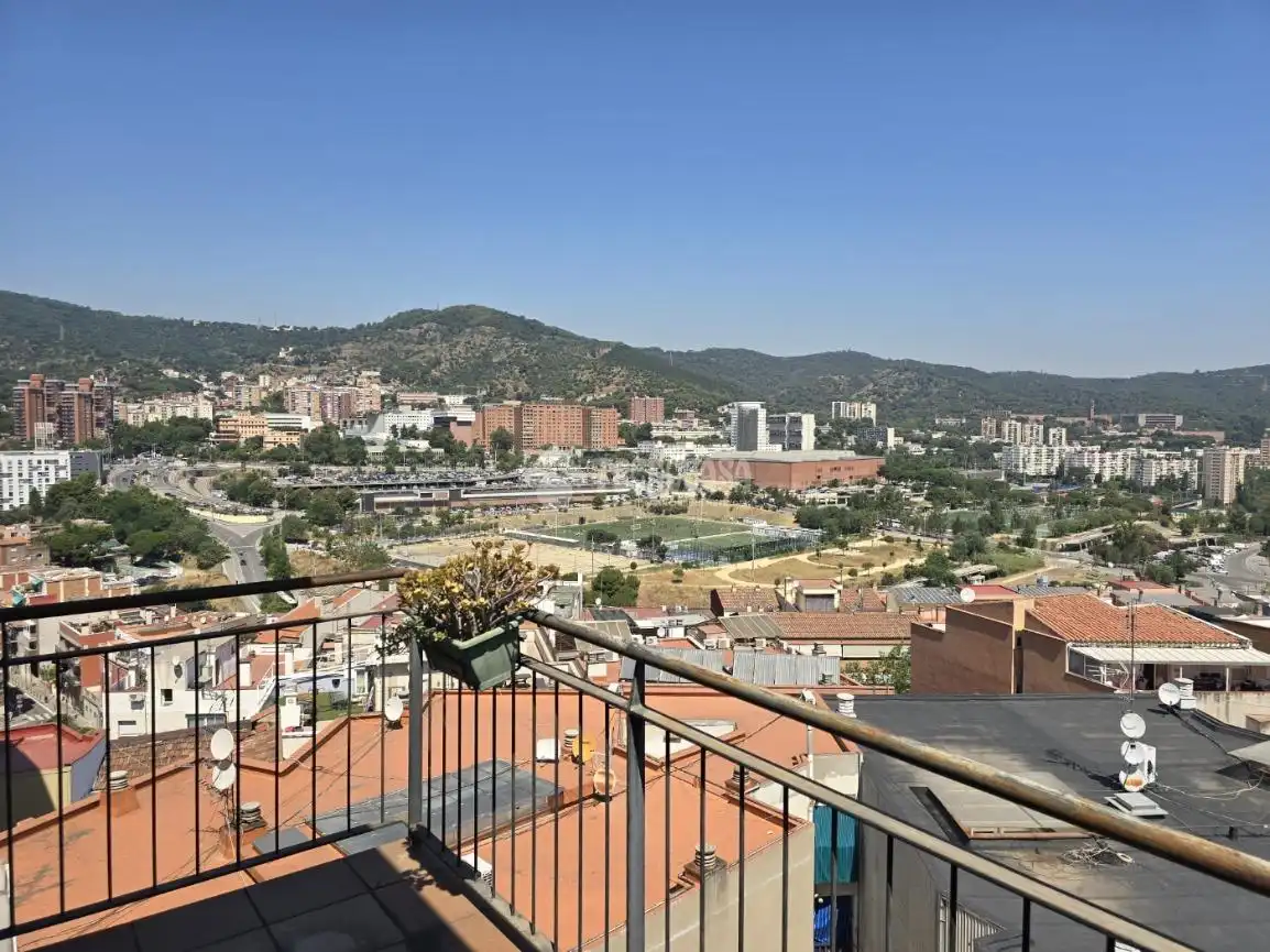 Terrassa de Pis en venda en Barcelona amb Aire condicionat, Calefacció i Terrassa